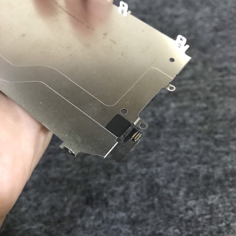 Nẹp sắt màn hình IP 6/ 6 plus zin bóc máy
