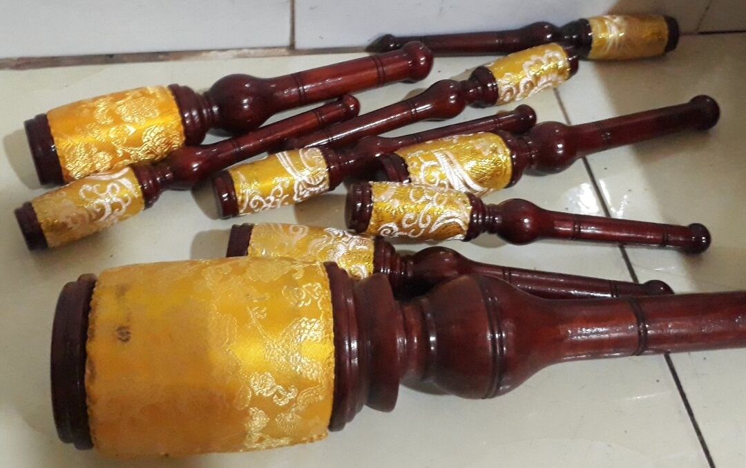 Dùi  gõ  chuông  quế