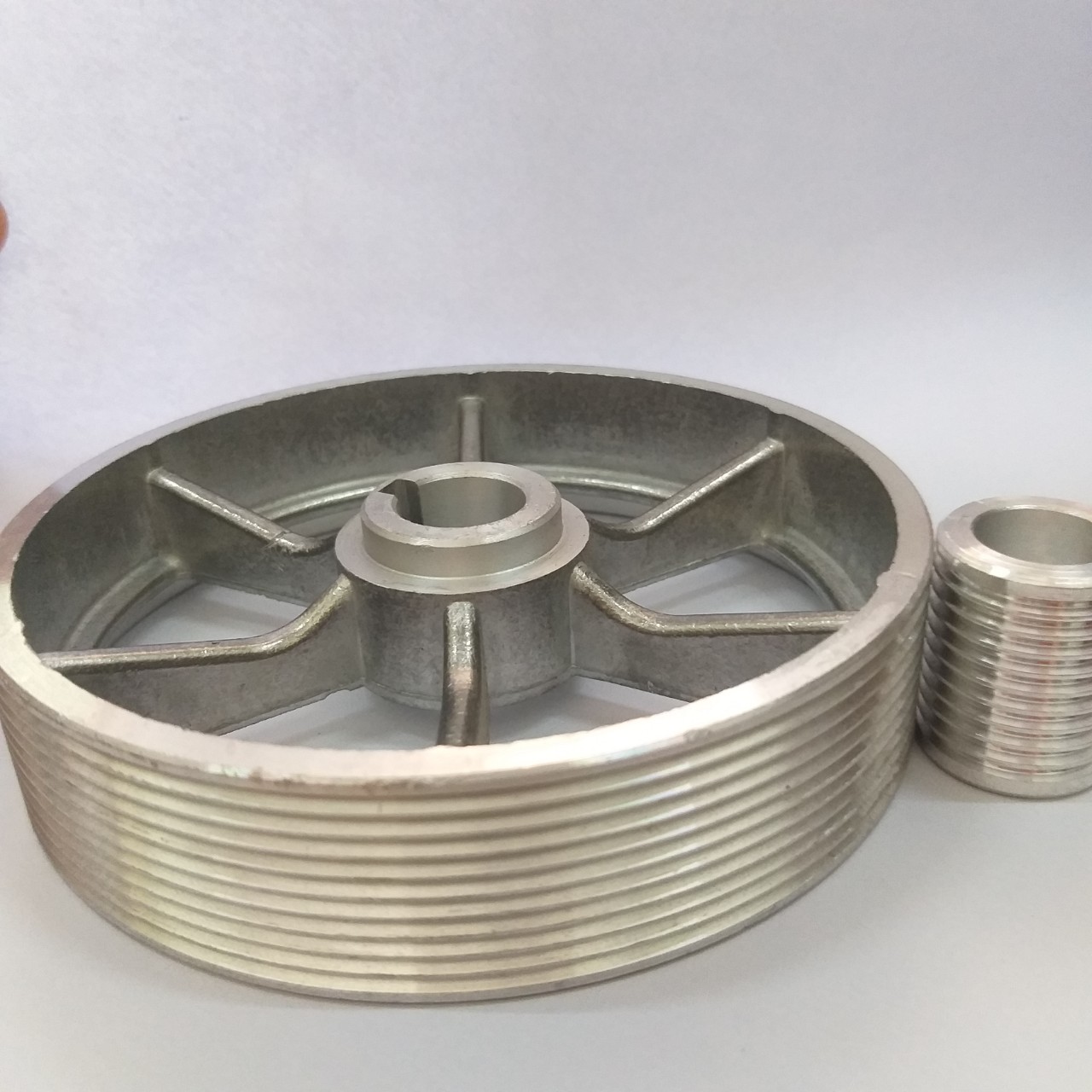 Bu li trong máy cắt sắt dây curoa/ bu ly máy cắt sắt/ phụ kiện máy cắt sắt