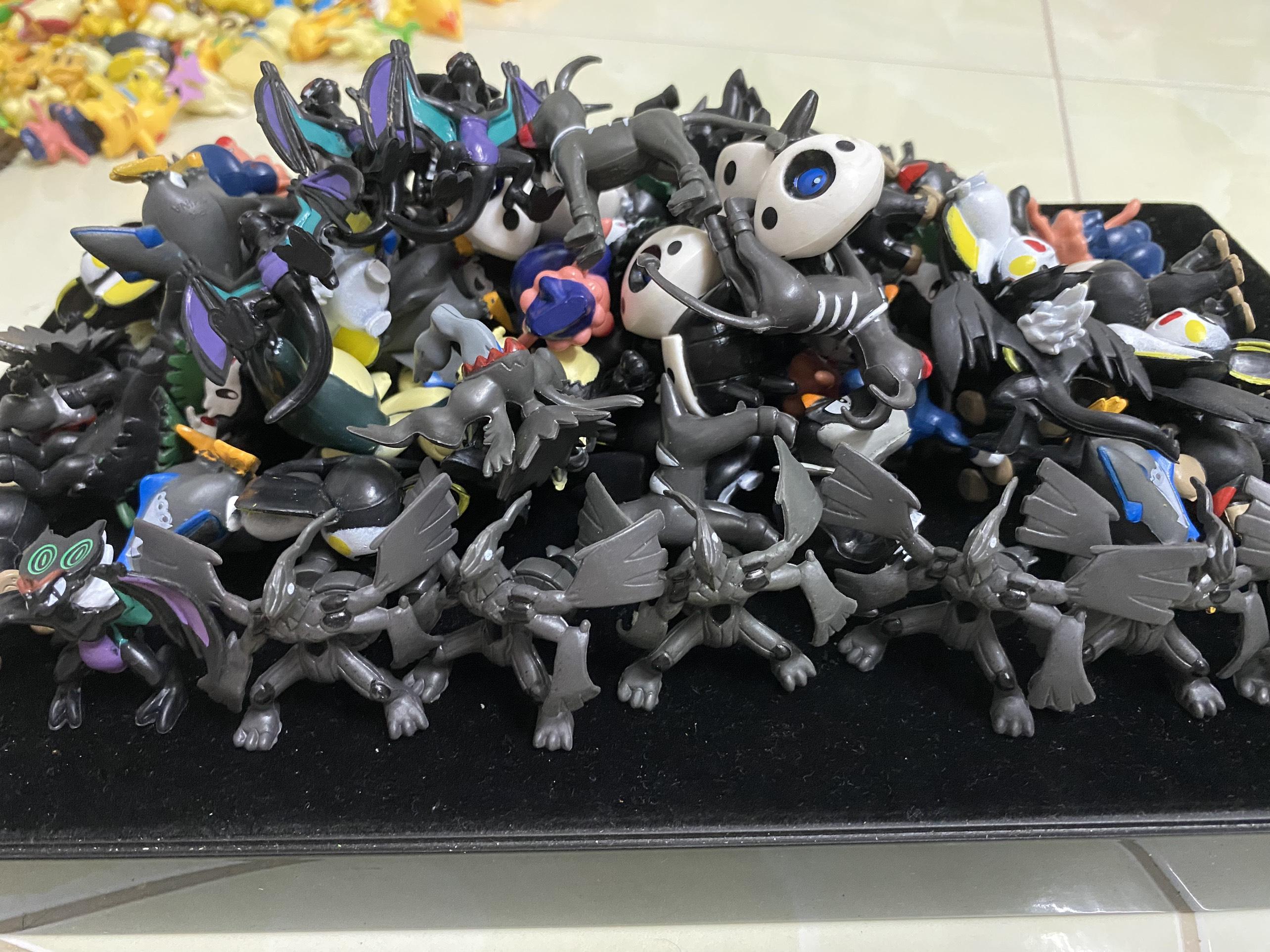 (ĐƯỢC CHỌN) MÔ HÌNH POKEMON MÀU ĐEN 5CM