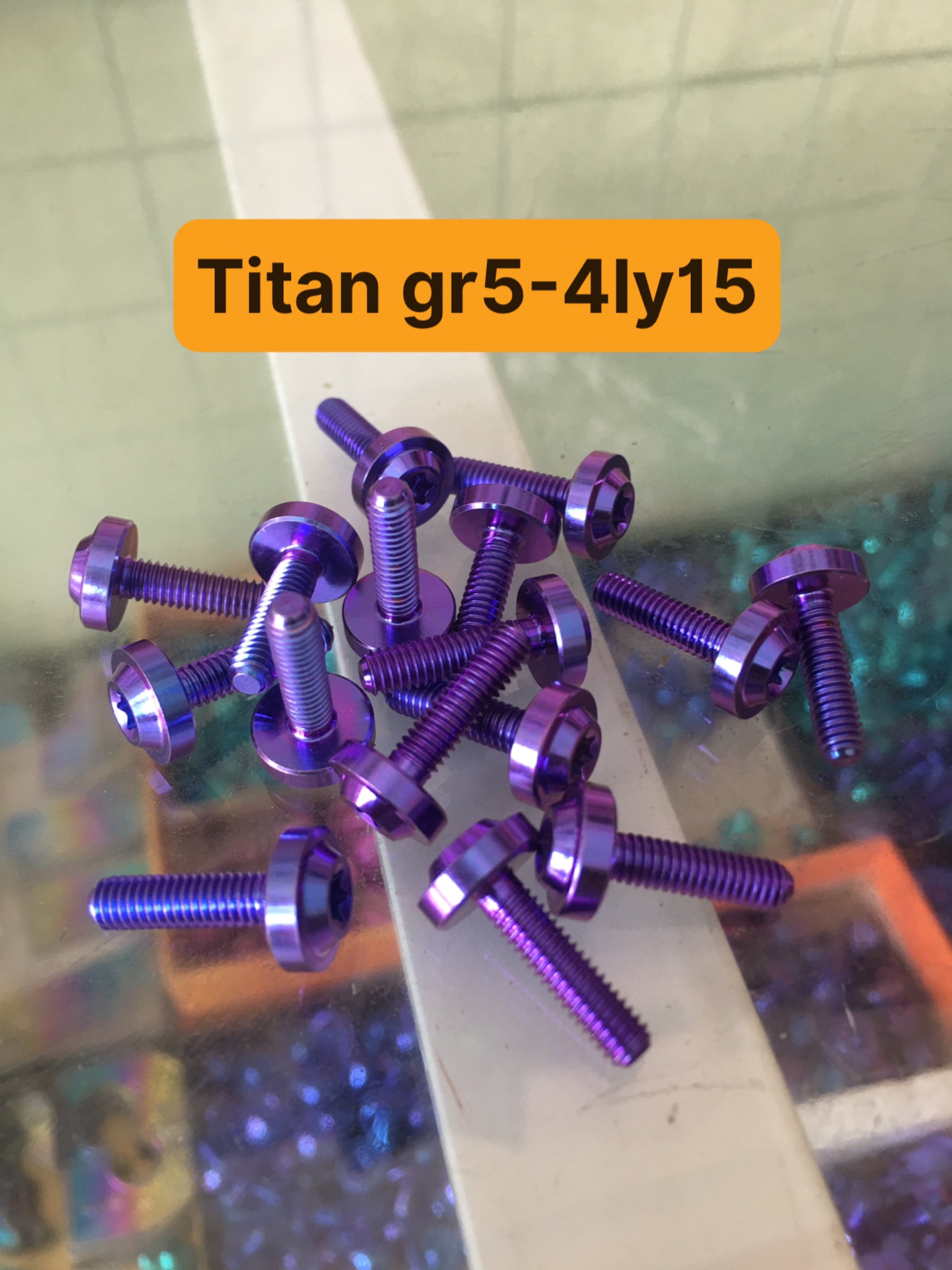 Ốc titan gr5 4ly15 dù gắn đầu xe wa và nắp bình dầu