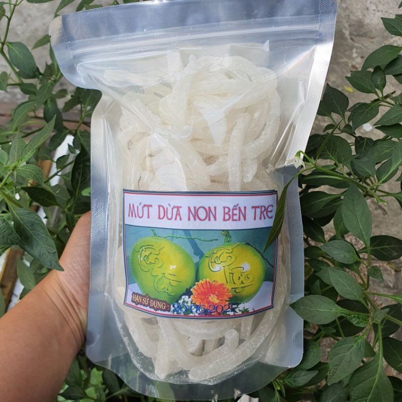 Mứt Dừa Sữa Non Bến Tre Đặc Biệt Dẻo Thơm