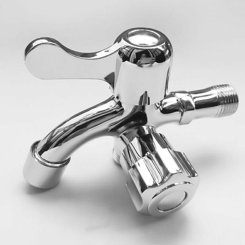 Củ Sen Tắm Lạnh Bóng, Vòi Củ Sen Lạnh