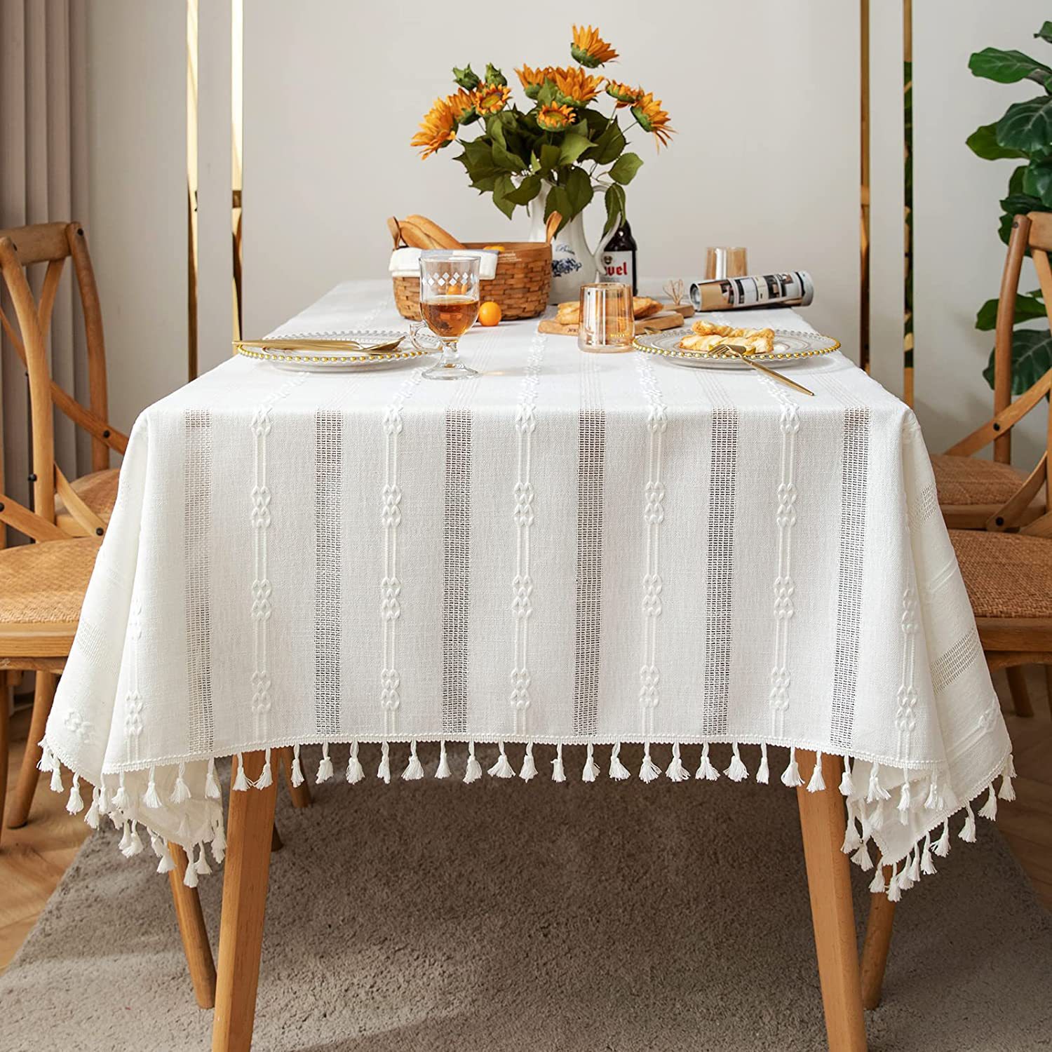 Simple Retro Country Style Solid Color Tablecloth White Embroidered Hollowed-out Polyester-cotton Tassel Tablecloth 140x360cm4/6/8 Seats Rectangular Large-size Tablecloth Used for Dust-proof Cover Cloth of Coffee Table Home Appliances Desks and Sofas.