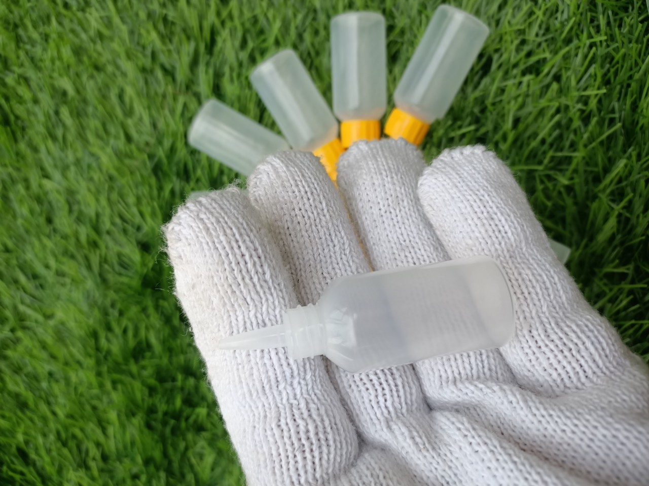 100 lọ nhựa nhỏ mắt 10ml