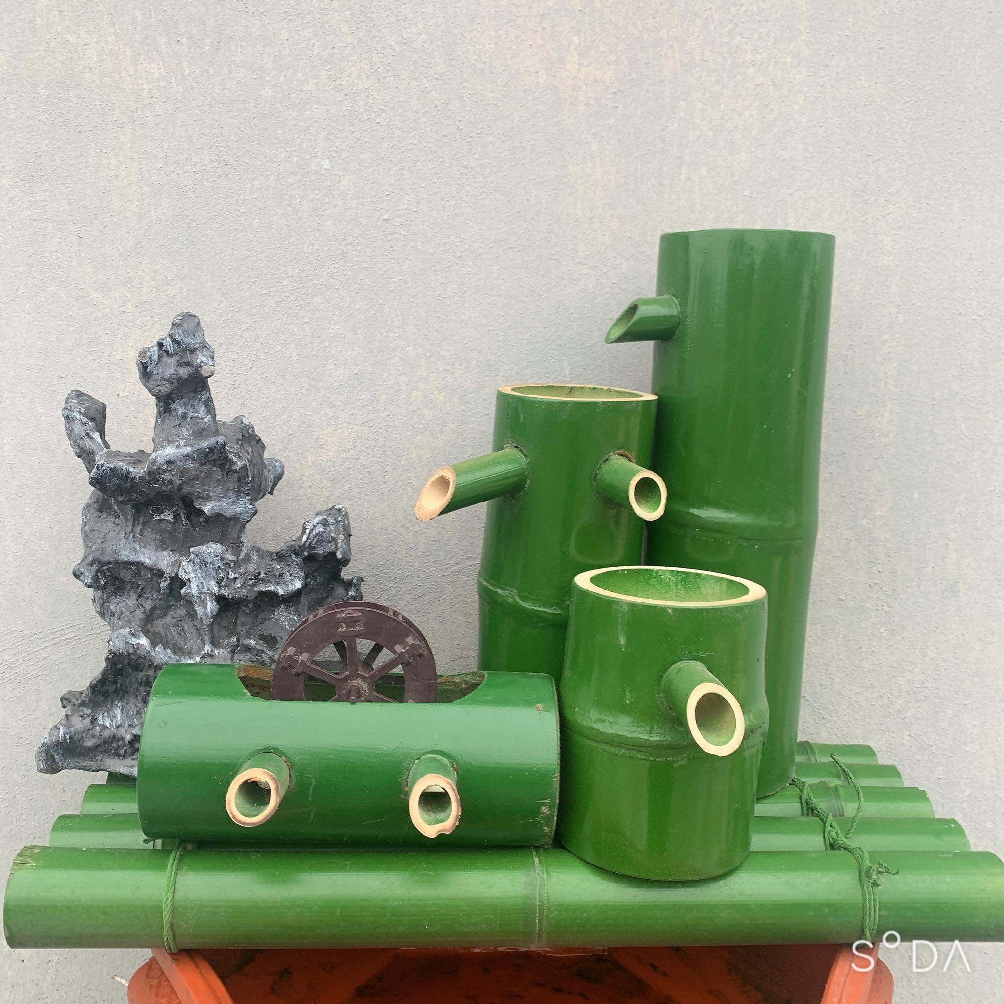 thác nước bằng tre