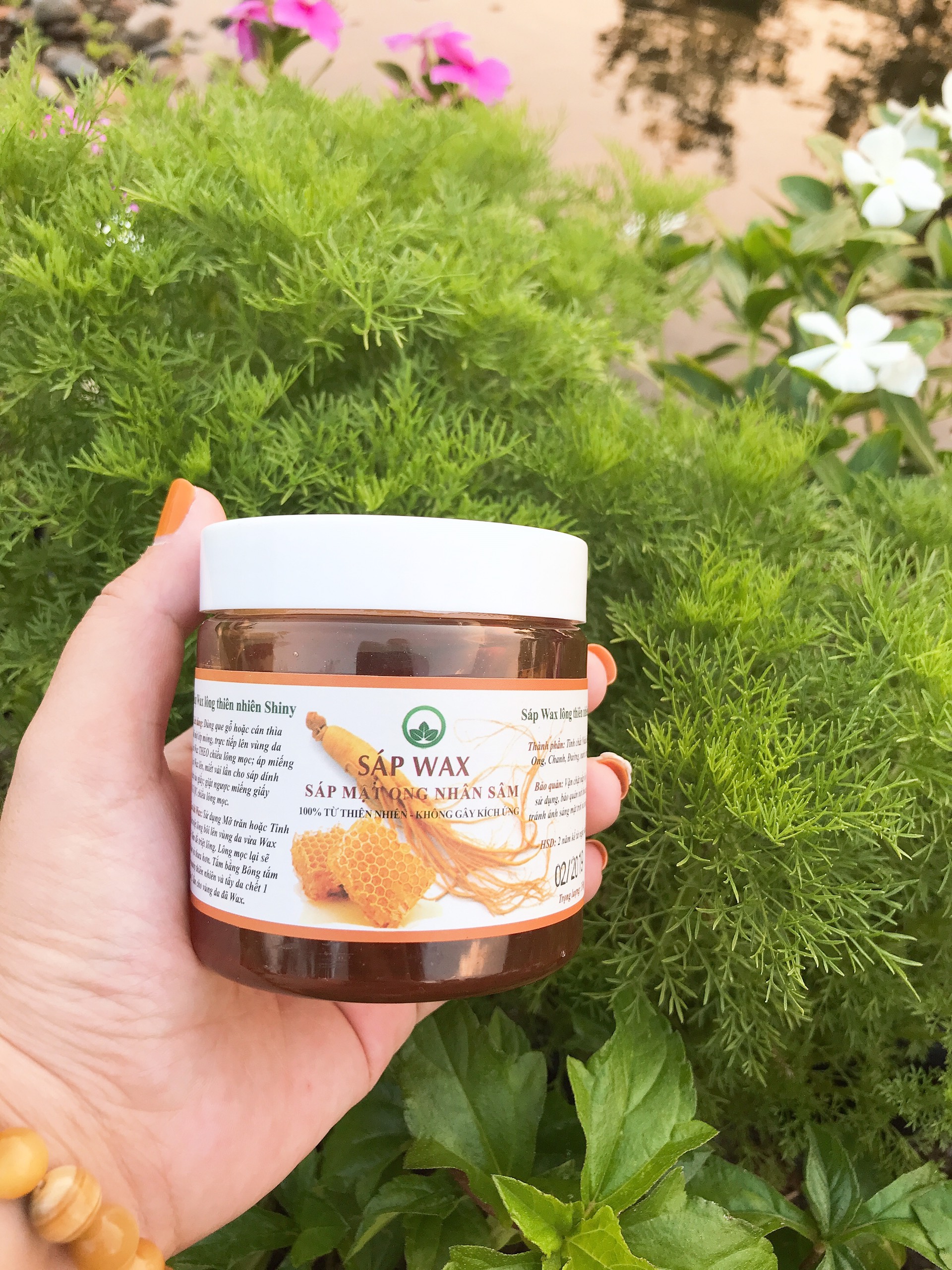 Sáp wax lông nhân sâm mật ong shiny 250gr-350gr