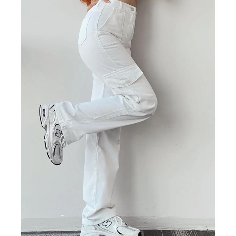 White Cargo Pants, Women's Fashion, Bottoms, Other Bottoms on Carousell
