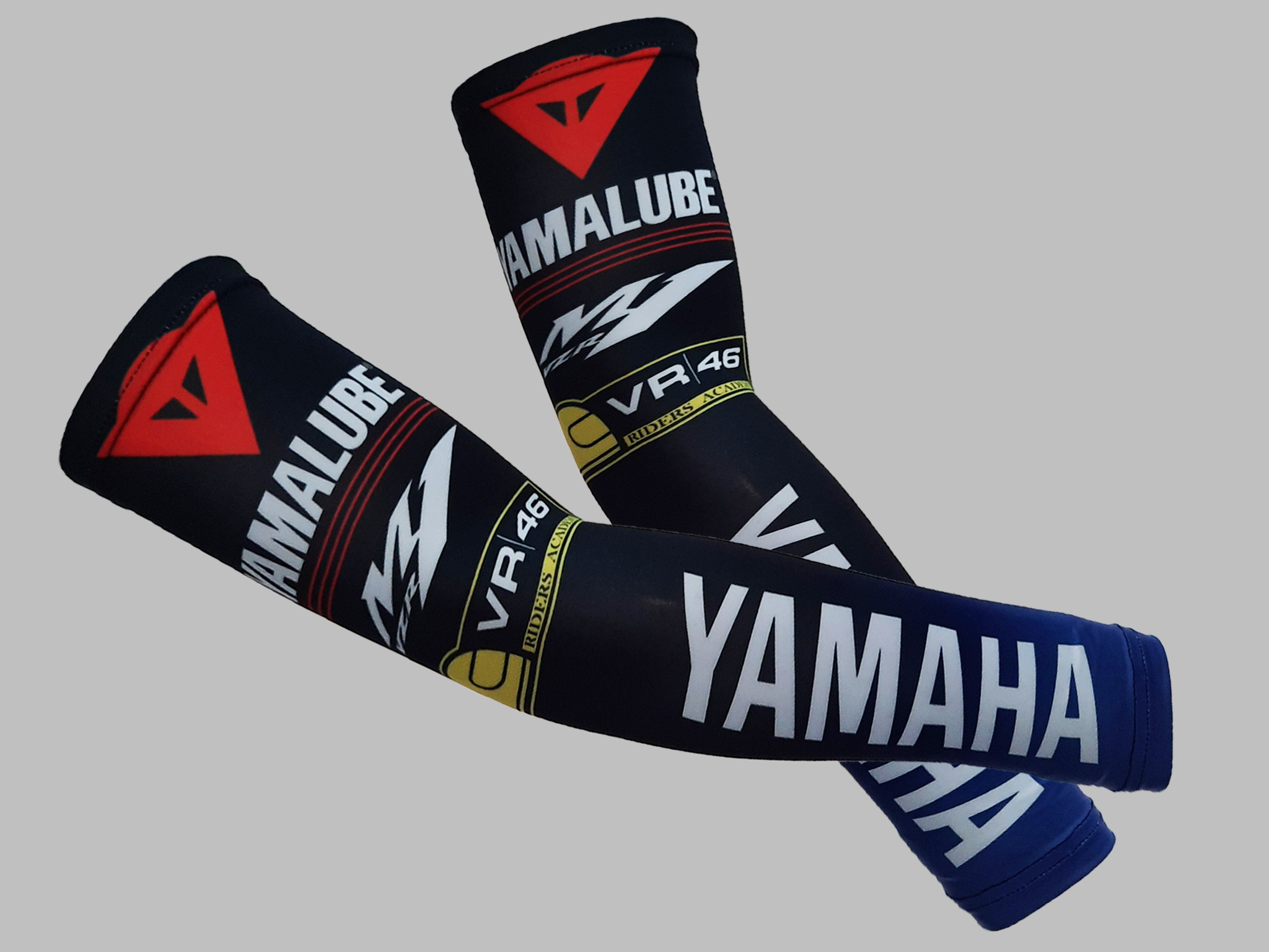 1 CẶP GĂNG TAY HỌA TIẾT TEM XE YAMAHA - VR46 CHO NAM VÀ NỮ - ỐNG TAY LÀM MÁT GĂNG TAY CHỐNG NẮNG TIA UV CHO NGƯỜI ĐI XE MOTO XE ĐẠP LEO NÚI