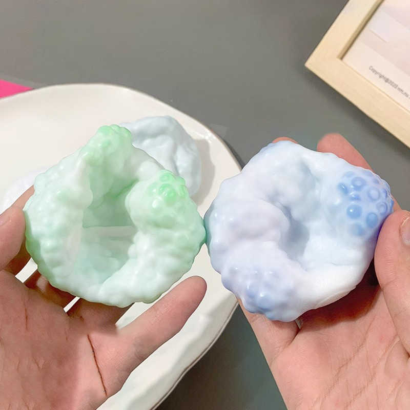 1PC Ball Squishy Table Toys Plasticity Ice Skin Squeez Stress Relieving Toys BAWEI.