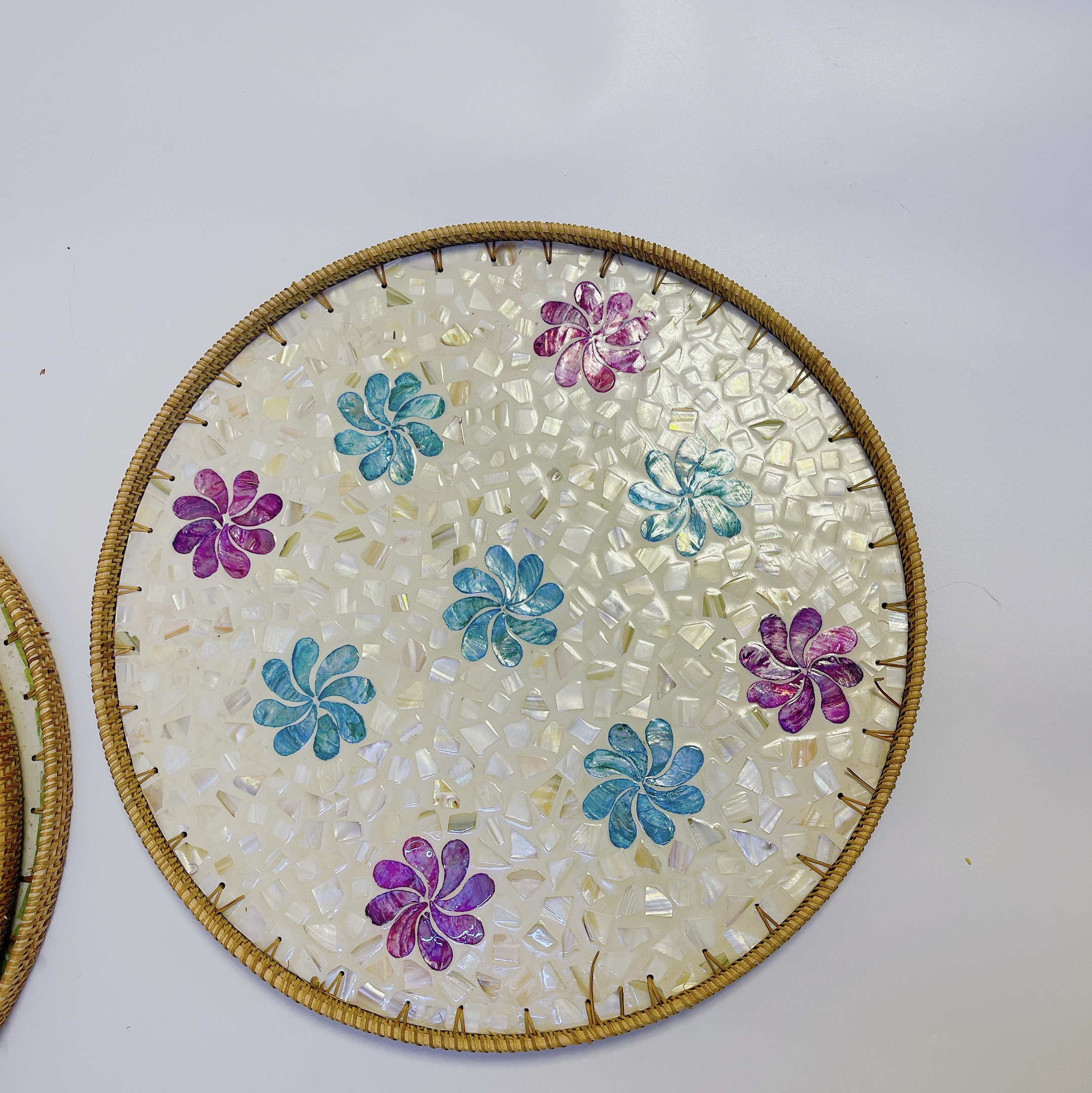 Mâm mây ăn cơm, lồng bàn che bụi, bê đồ ăn, trà, decor chụp ảnh