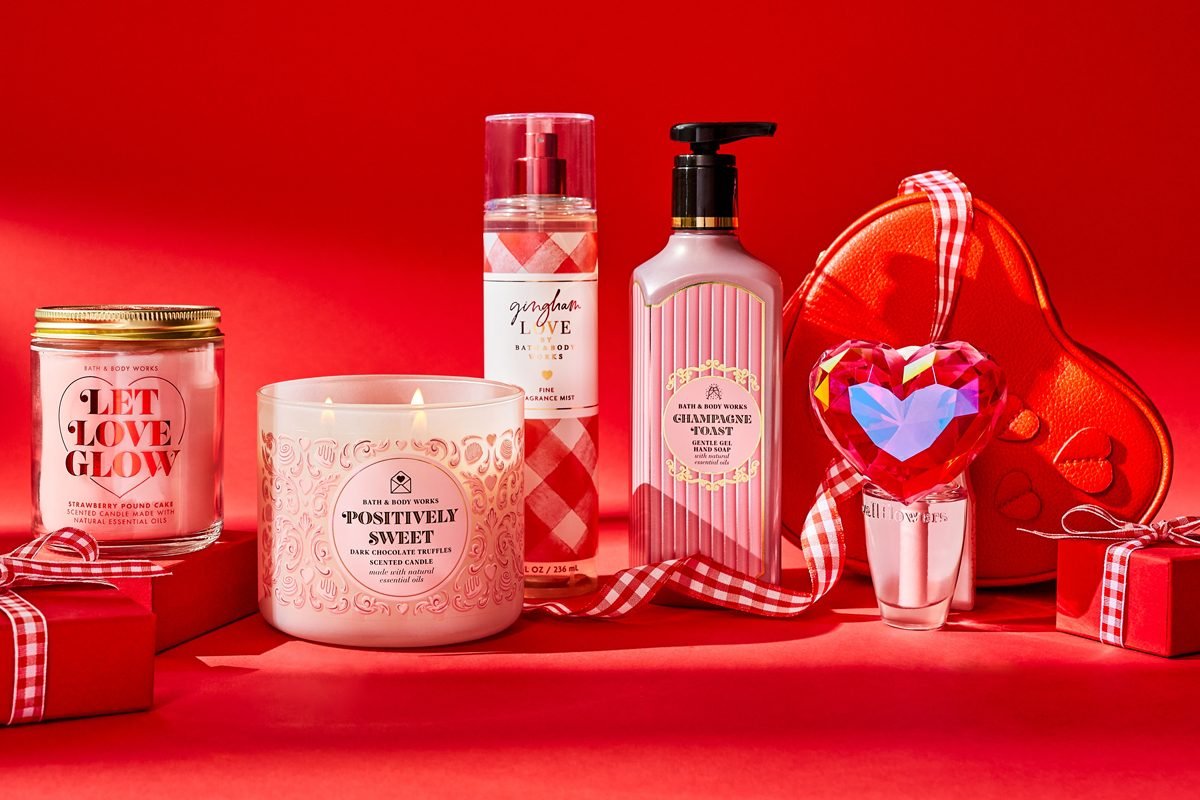 Xịt Thơm Gingham Love Bath And Body Works Body Mist 236ml