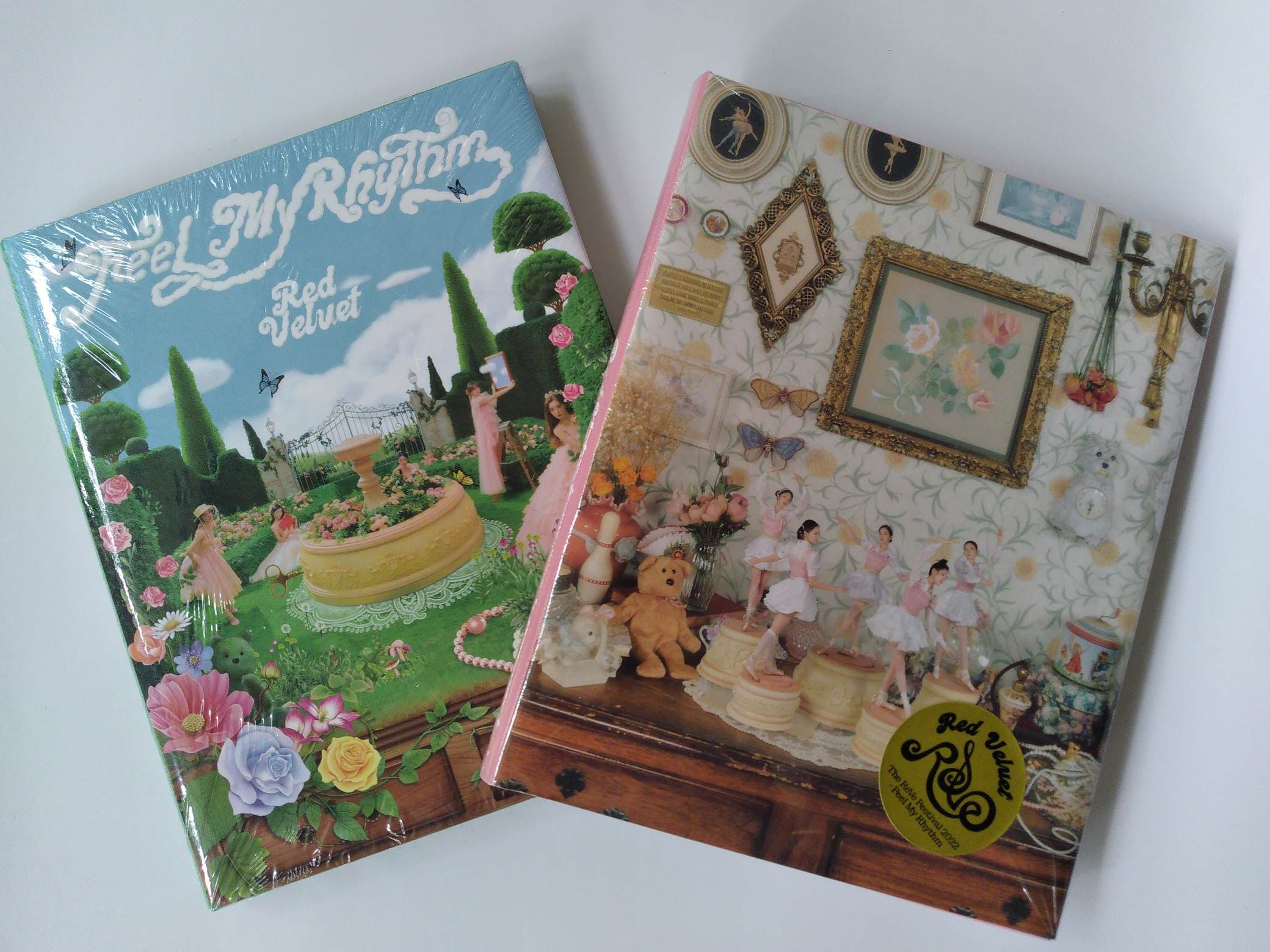 (Có Sẵn-Nguyên Seal) Red VELVET - Mini Album ảnh [The ReVe Festival 2022 - Feel My Rhythm]