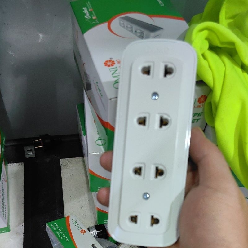 PER BOX OMNI OUTLET , SNAP SWITCH , PULL CHAIN SOCKET , HEAVY DUTY ...