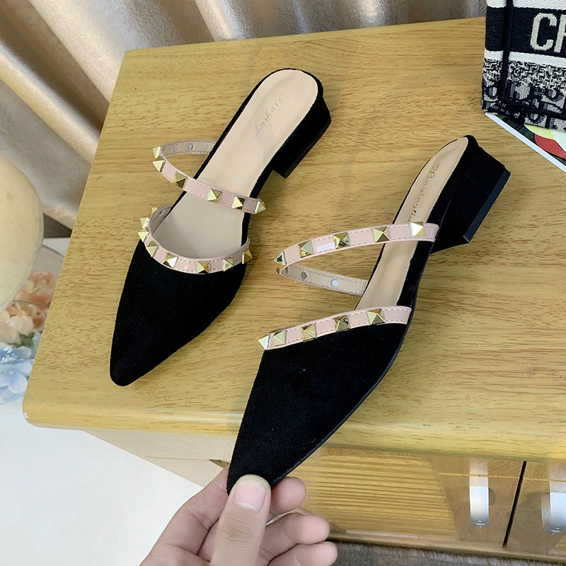 ( Xả hàng ngẫu nhiên) Giày sục xả lỗ đi siêu bền