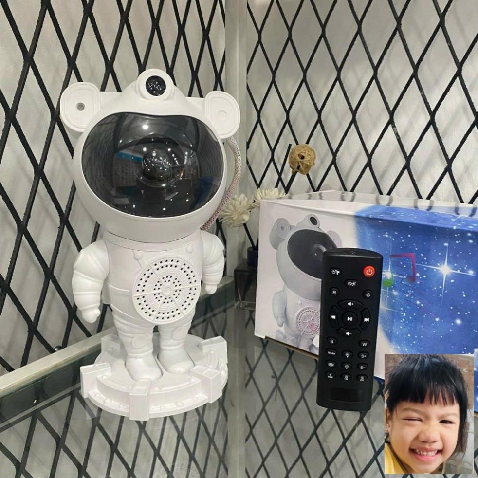 Đèn phi hành gia 2023 có loa bluetooth chiếu sao mây trăng đèn ngủ phi hành gia để bàn đèn led trang trí a