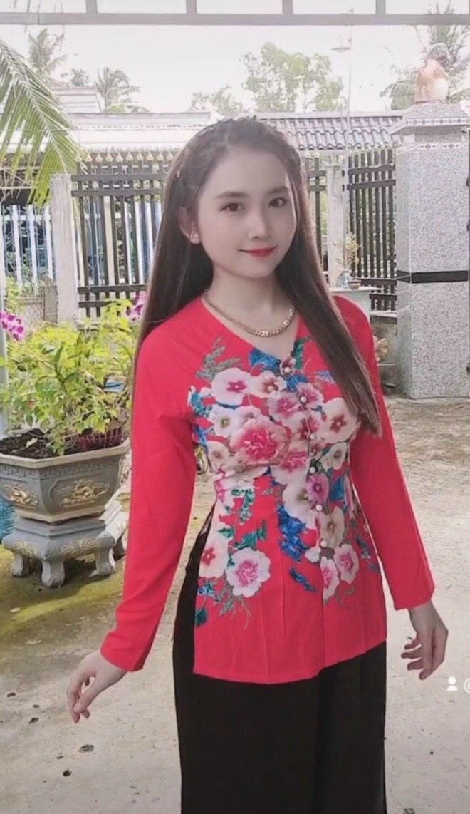 Áo bà ba lụa in hoa xinh