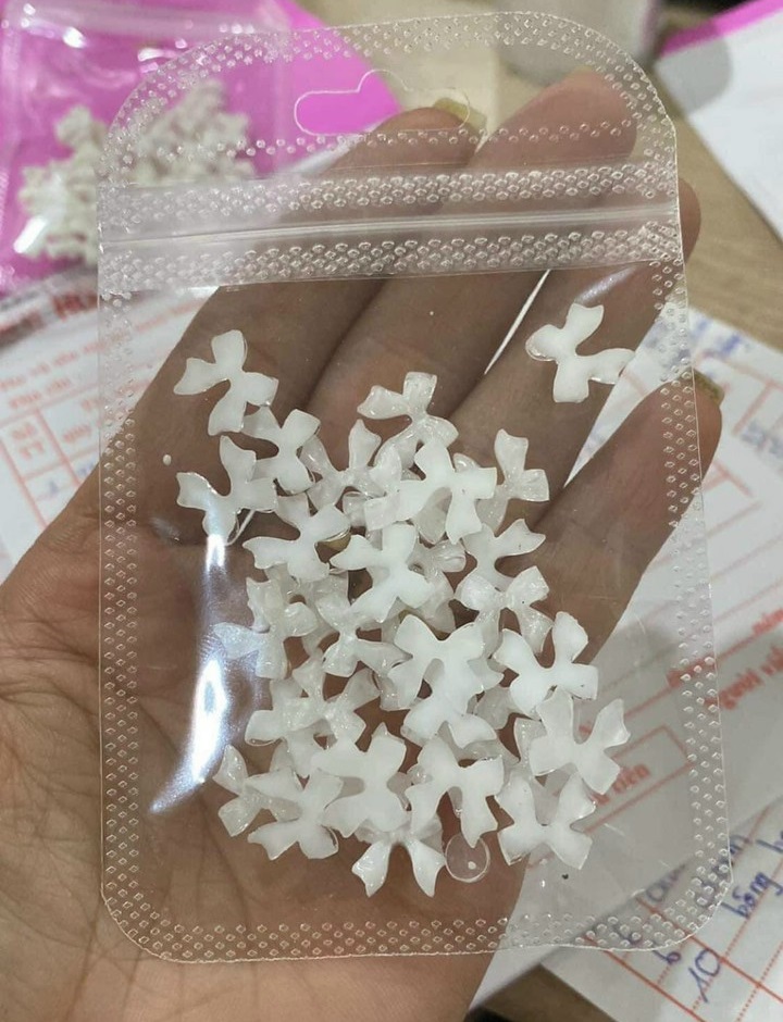 Set charm nơ đính móng trắng 50 cái nail
