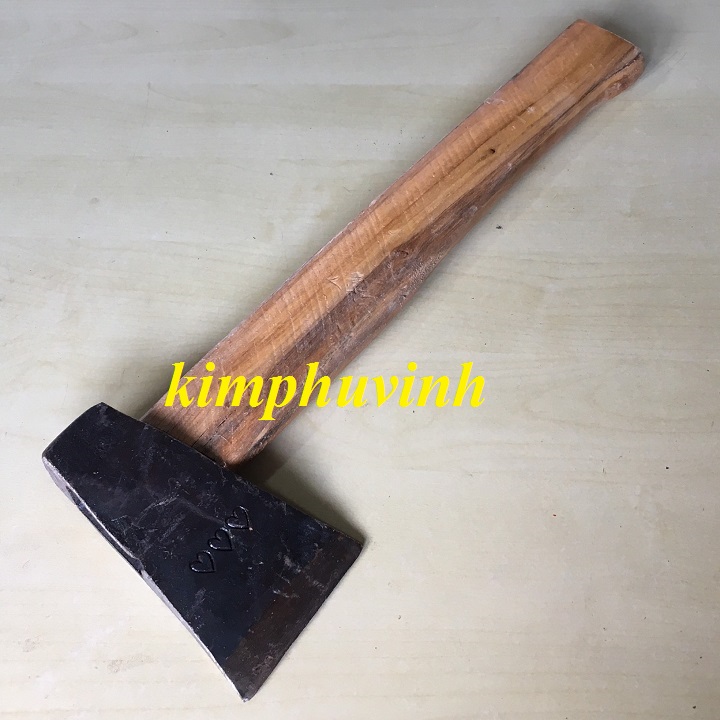 01 cái búa đẻo cây 500gr - rìu cán gỗ