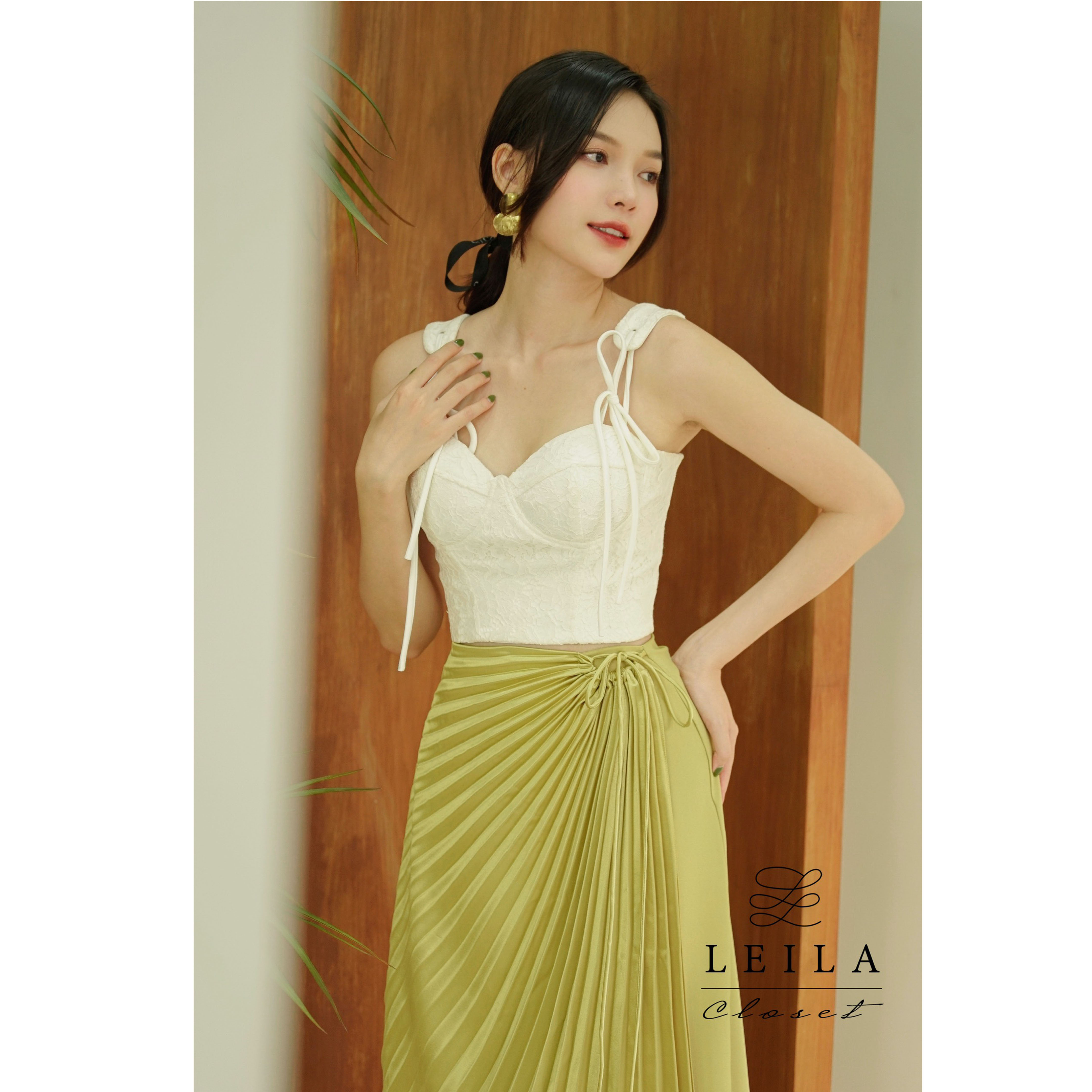 Chân váy lụa Lisa đắp tà dập ly quạt