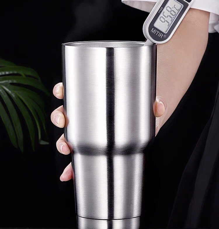 Ly giữ nhiệt - Bình giữ nhiệt Thái Lan 900ml có túi xách và ống hút bền đẹp