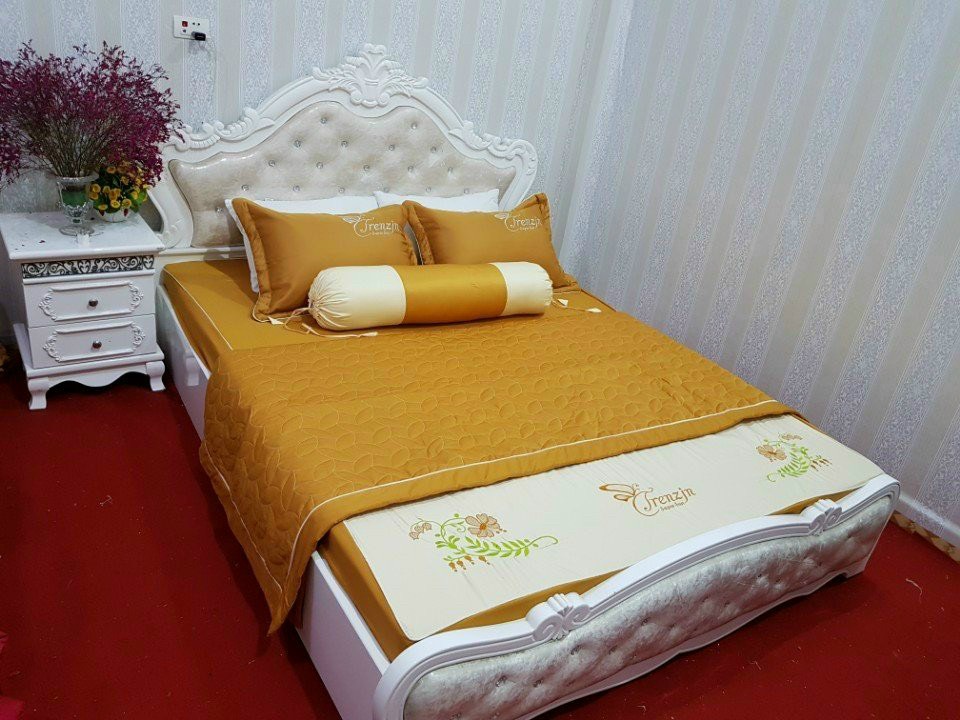 Bộ Chăn Ga Gối Cotton Satin Chần Bông CA Bedding Decor (1 Ga Chun, 2 Vỏ Gối, 1 Chăn Chần Bông, 1 Vỏ Ôm)