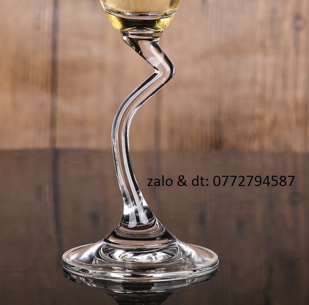 Ly Thủy Tinh Ocean Salsa Flute Champagne 165ml