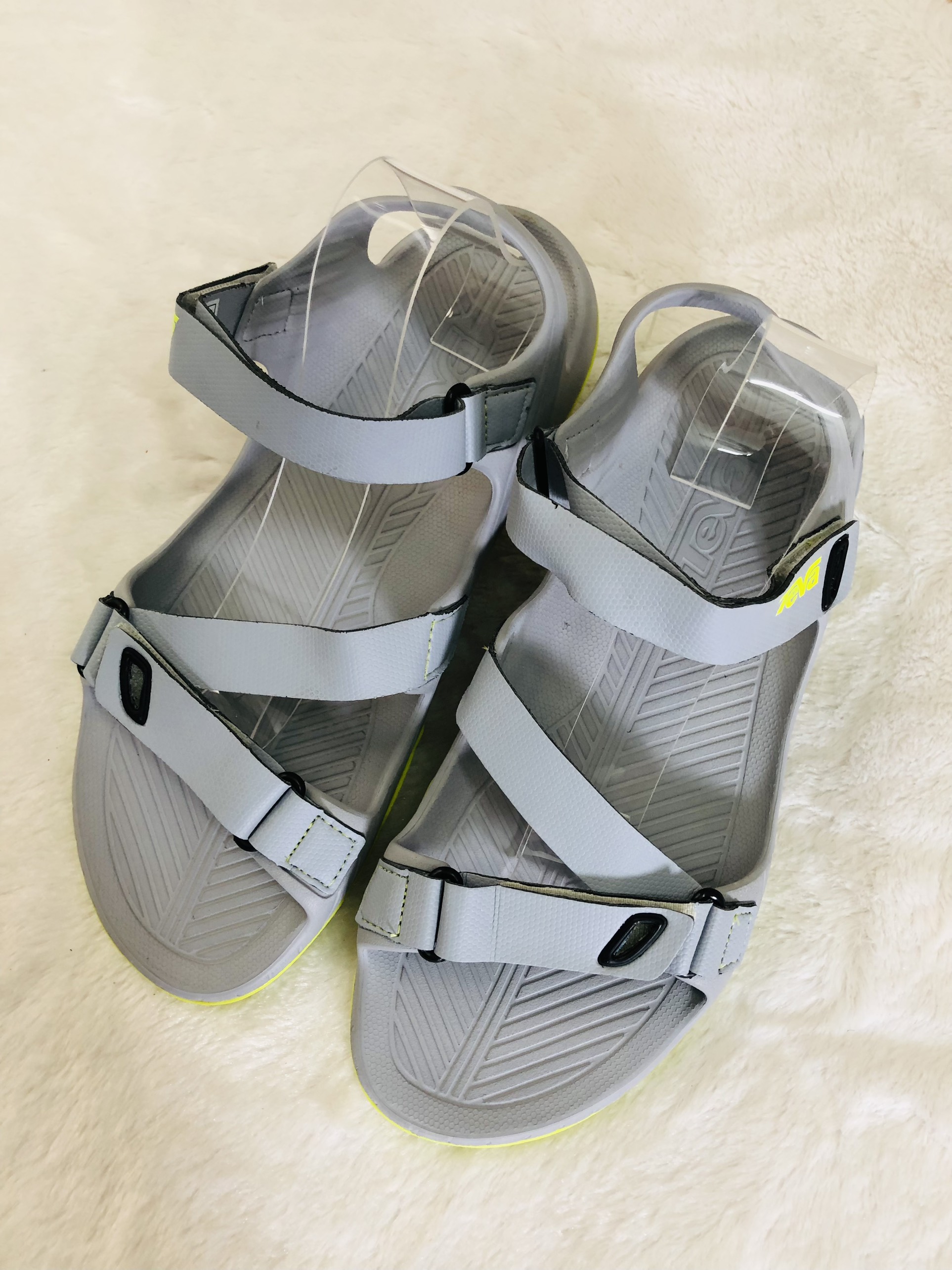 Sandal thể thao nam trẻ trung