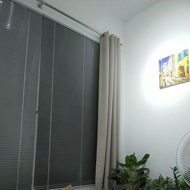 Rèm sáo nhôm màu trắng ( ngang 1.7m> 1.8m)