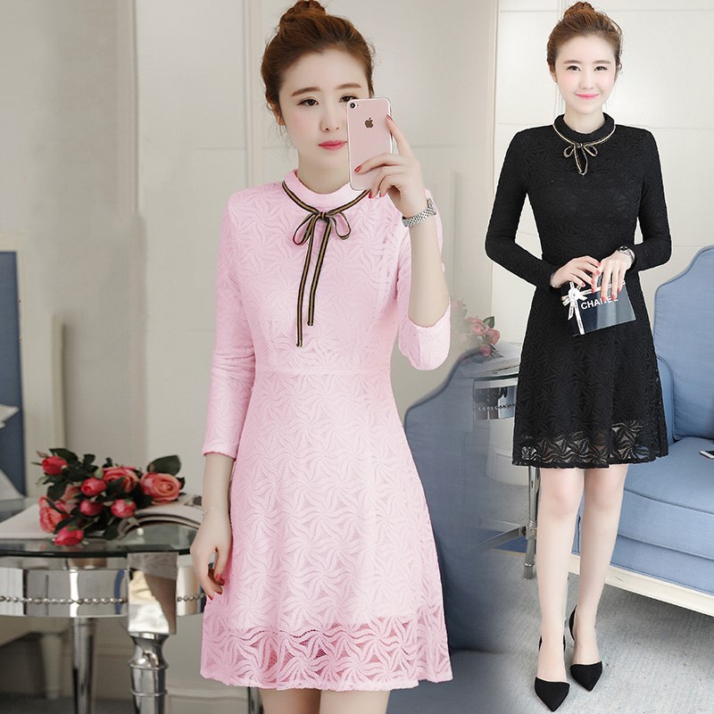 Váy ren cổ nơ xinh xắn