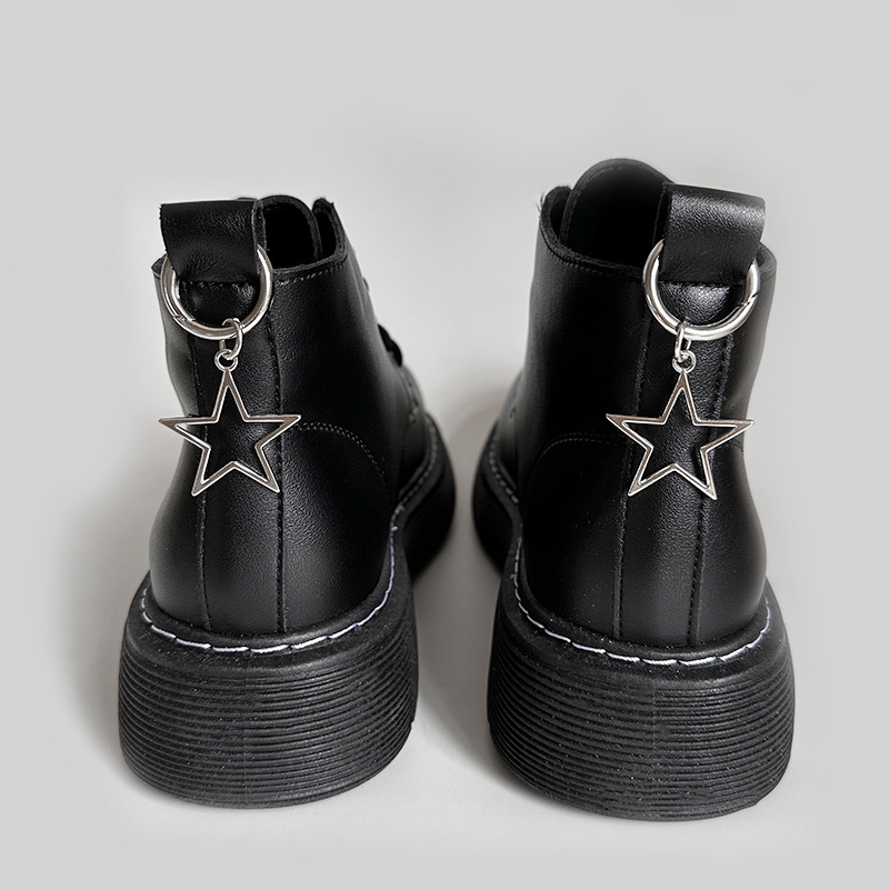 Tanggeri Fashion 2PCS Hollow Big Stars Hearts Pendant Martin Boots Shoes Buckles Decoration Metal Snap Hook Shoes Accessories Y2K Party Jewelry. 