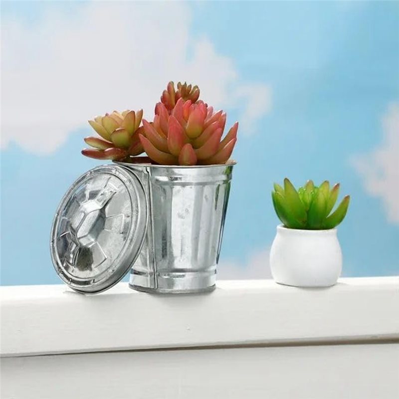Mini Trash Can with Lid, Wastebasket Small Metal Buckets with Lids Flower Pot Pen Holder Trash, Waste Baskets.