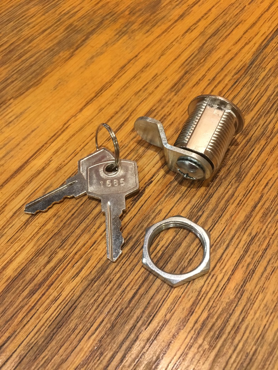 Khóa tủ locker T6-20MM Bas cong