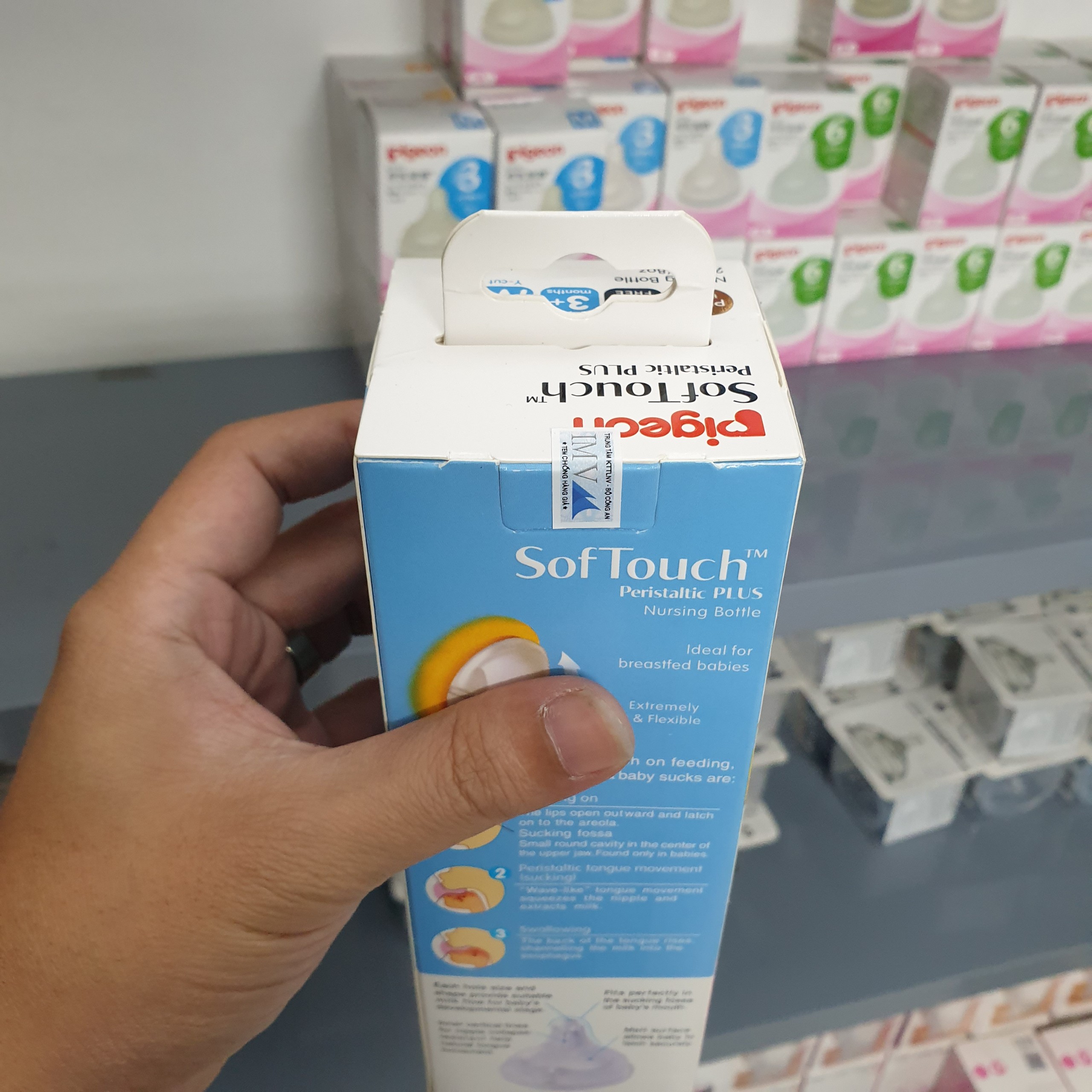 Bình sữa Pigeon Softouch chất liệu PPSU 160/240ml