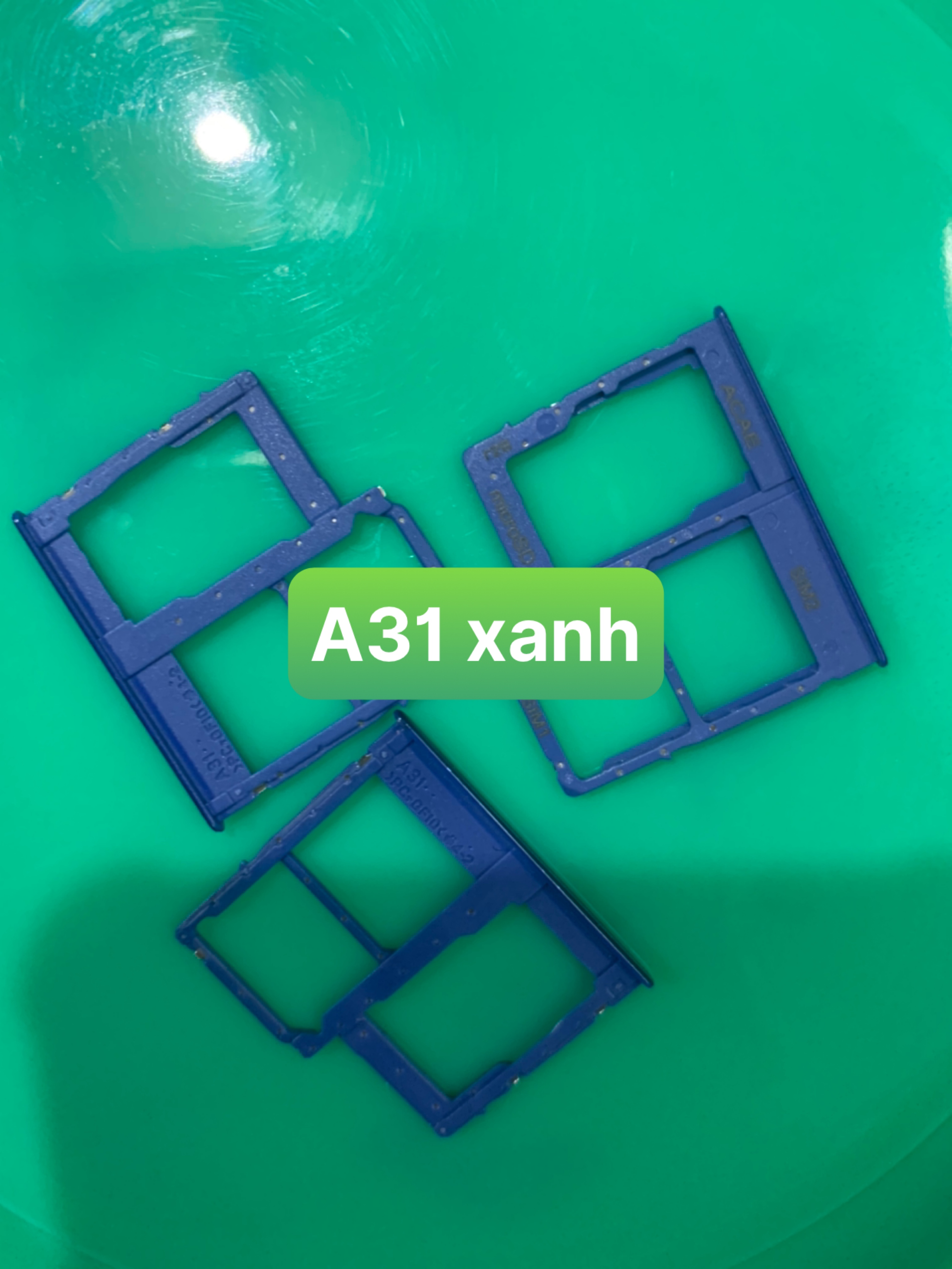 khay sim điện thoại sam sung a31