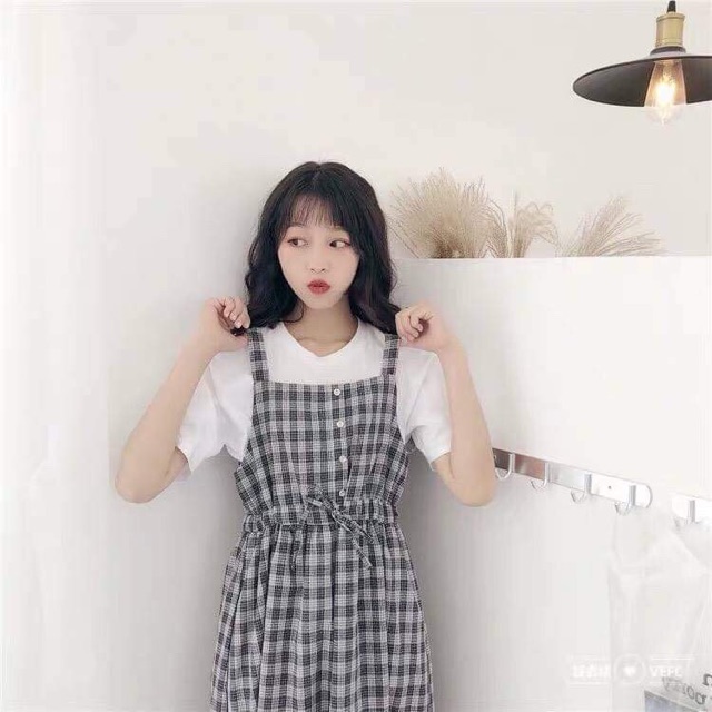 [ SIÊU HOT + PHONG CÁCH ] Sét Yếm váy kẻ ( kèm áo ) thắt eo siêu xinh.