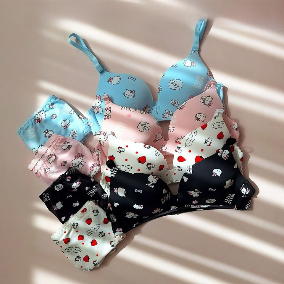 Japanese cartoon cute girl underwear small chest gathered without steel ring comfortable