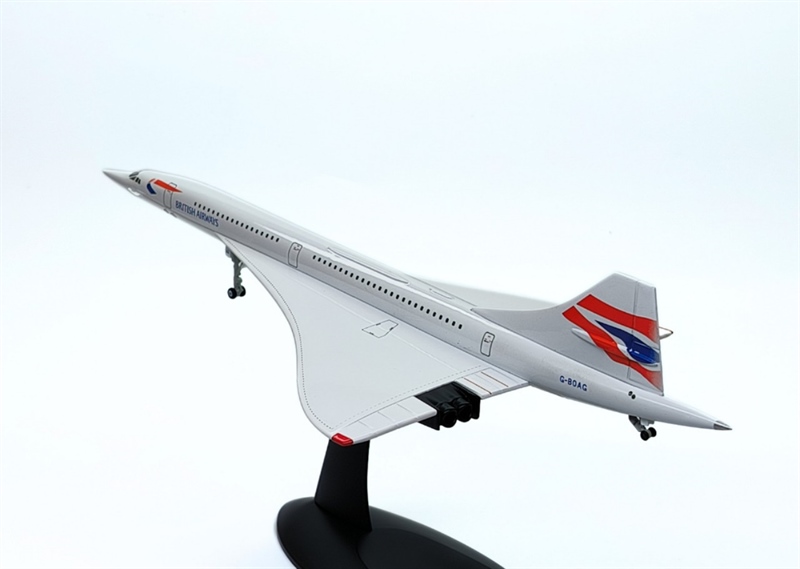 Mô hình máy bay Concorde tỷ lệ 1:200 Kim loại