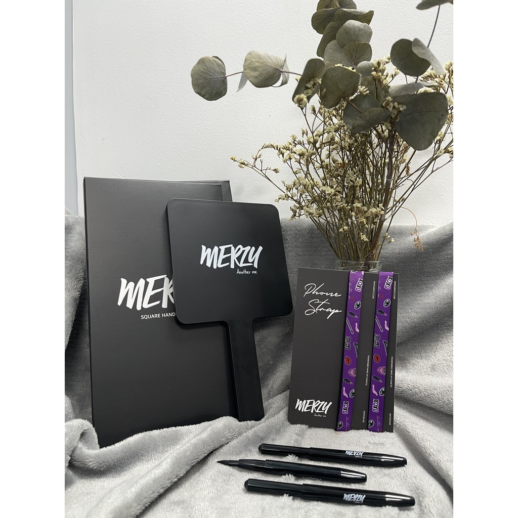 Cọ Môi Merzy Lip Brush 1
