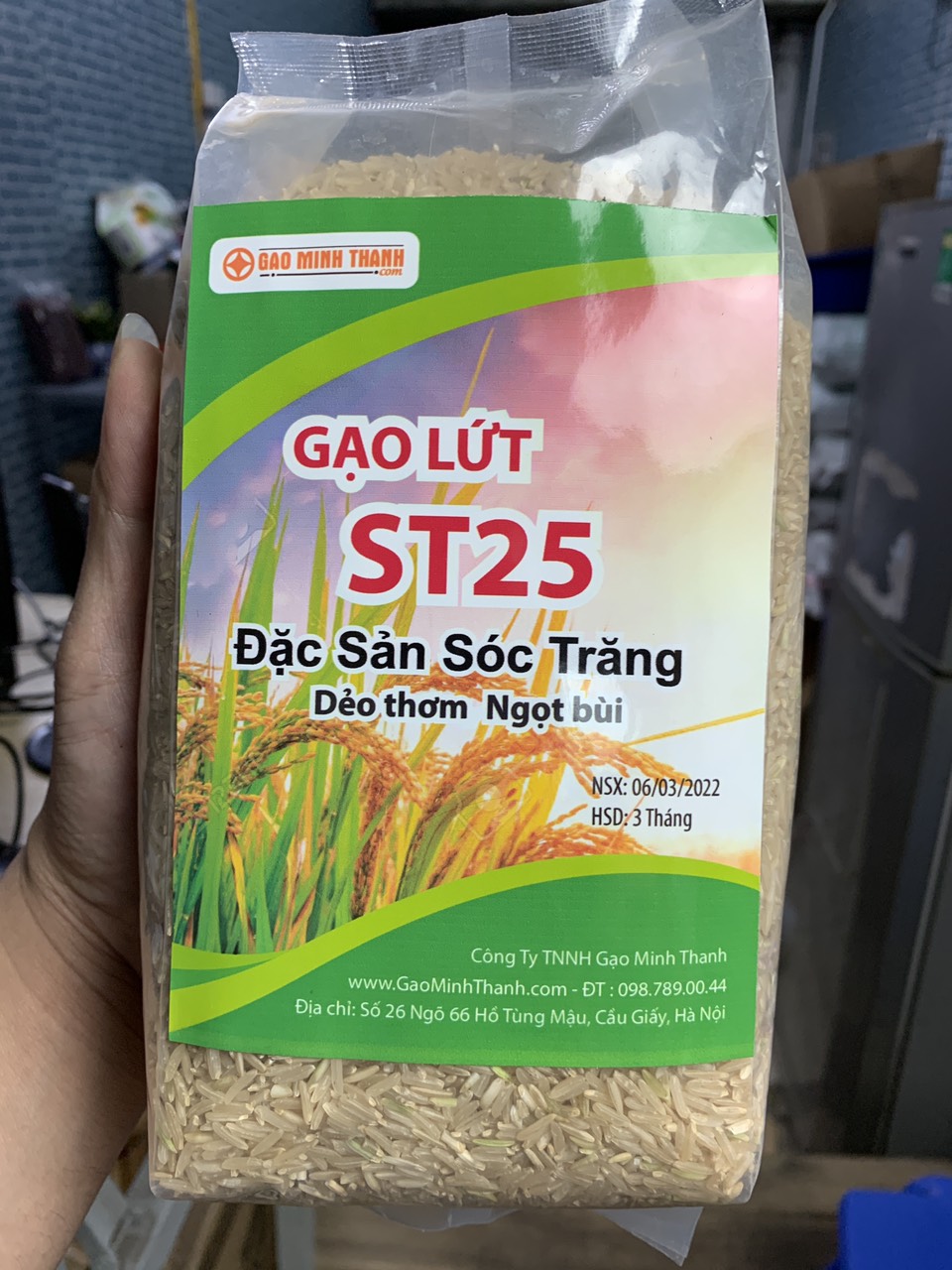 Gạo Lứt ST25 Nguyên Cám (Túi 1kg)