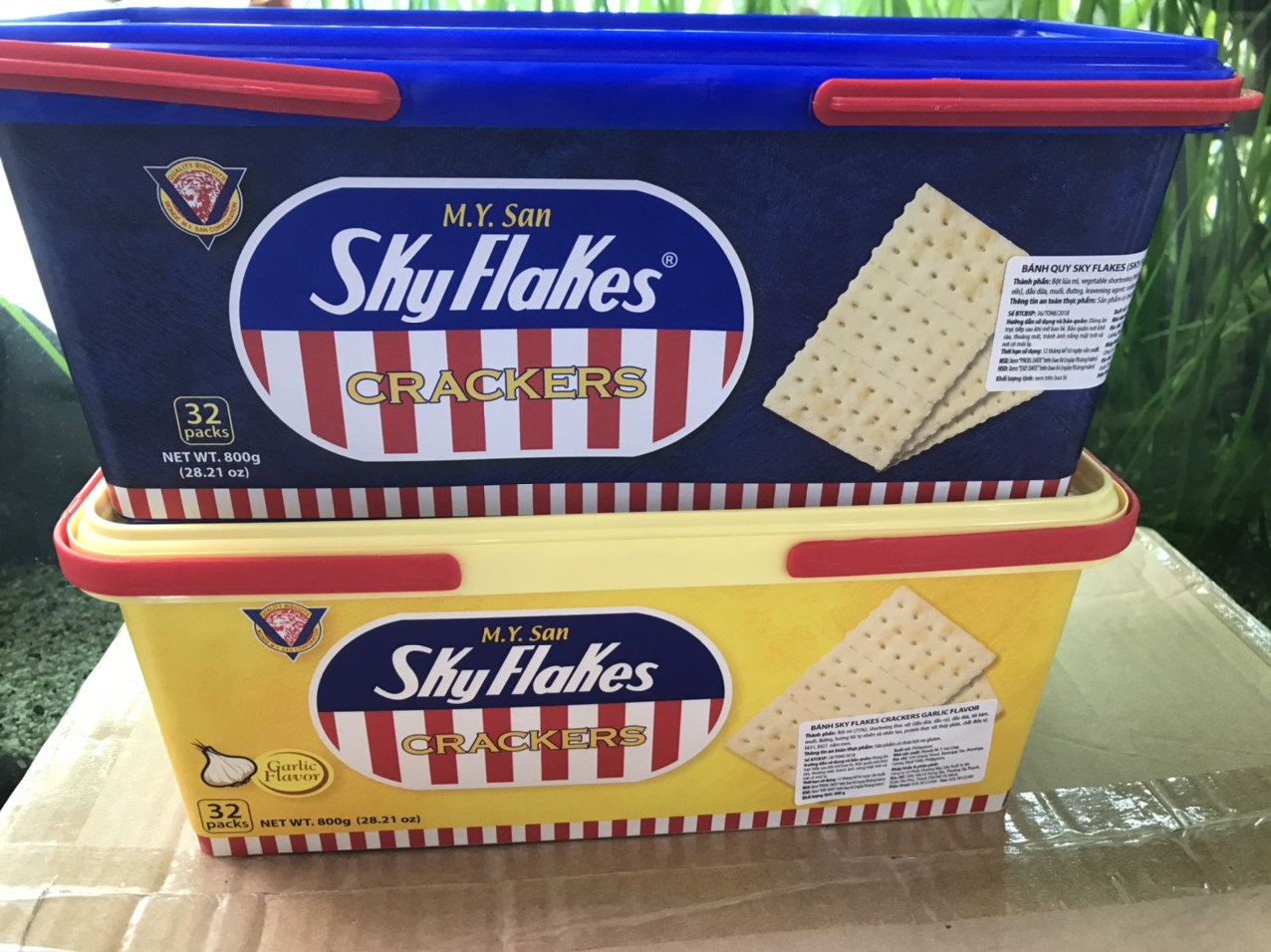 Chậu Ăn Kiêng Bánh Quy Sky Flakes Crackers (Hộp 800g)