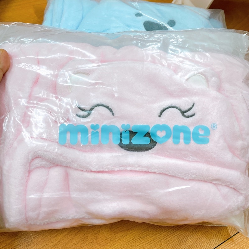 Chăn choàng ủ lông đầu thú MINIZONE cho bé