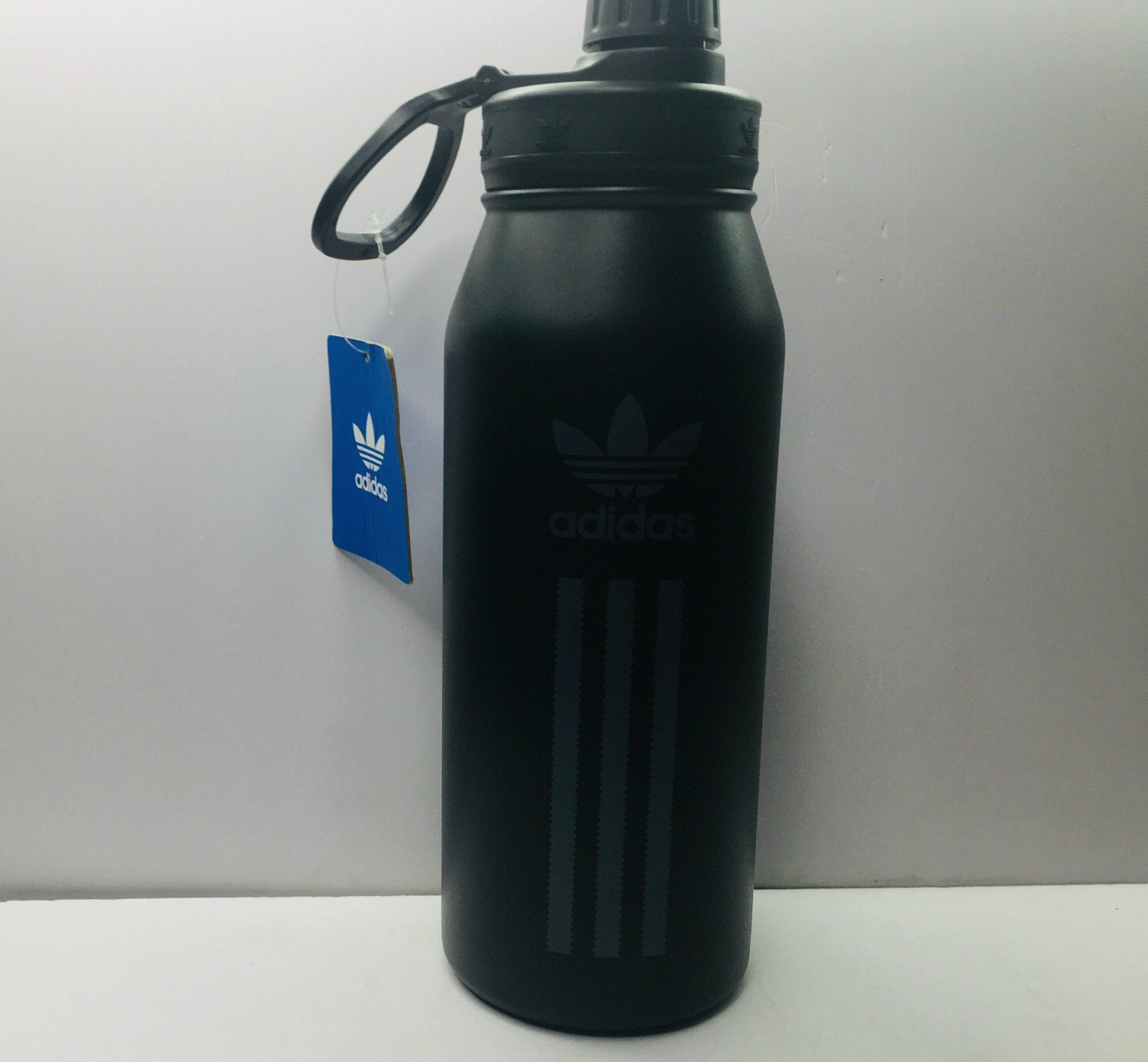Bình Giữ Nhiệt Adidas 600ml-Hàng Mỹ