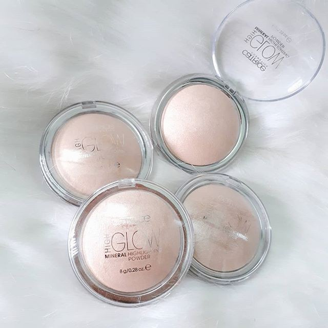 Phấn Highlight Catrice High Glow Mineral - Light Infusion 010