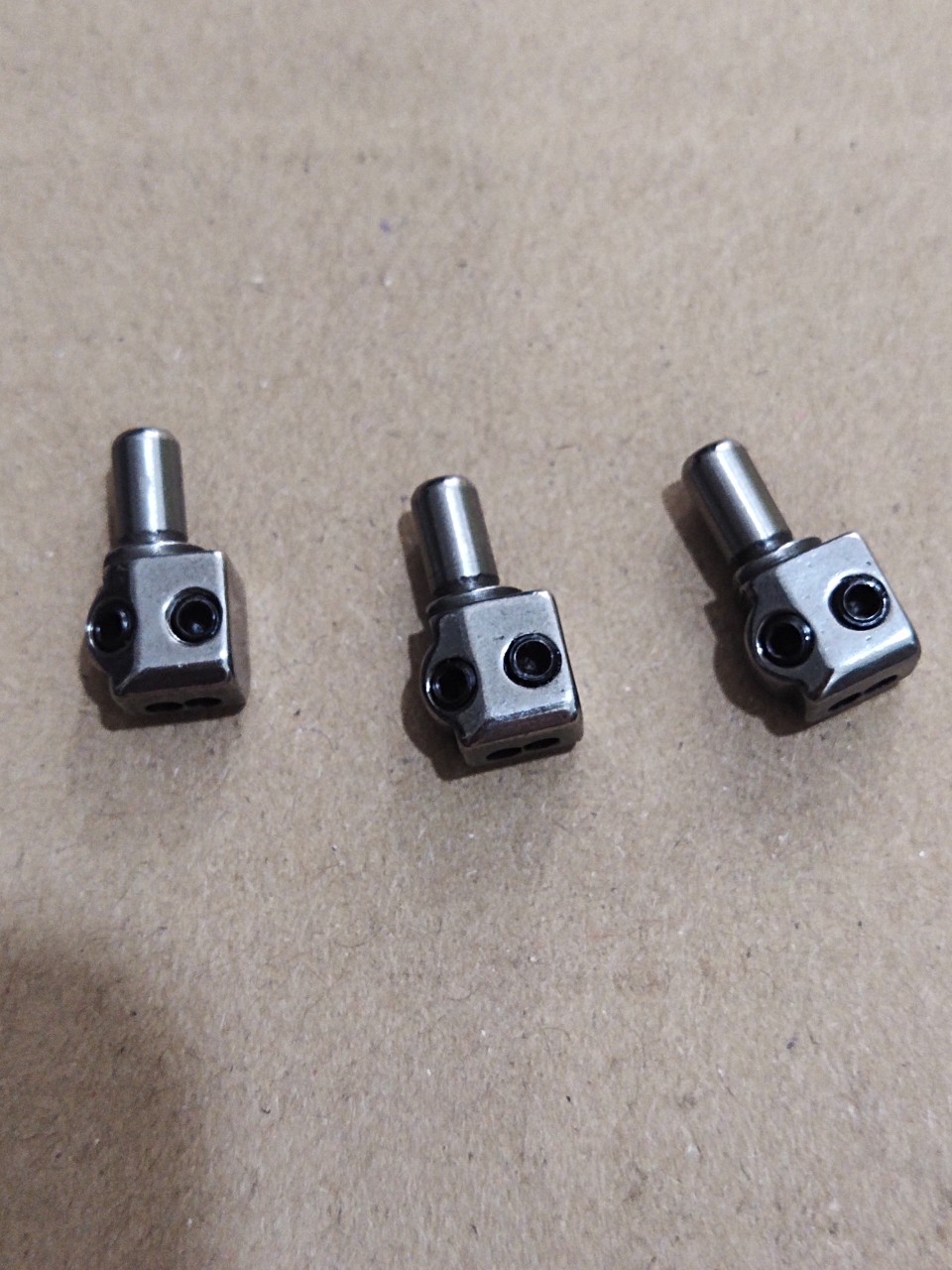 táo kim máy vắt sổ 4 chỉ sirubar tốt