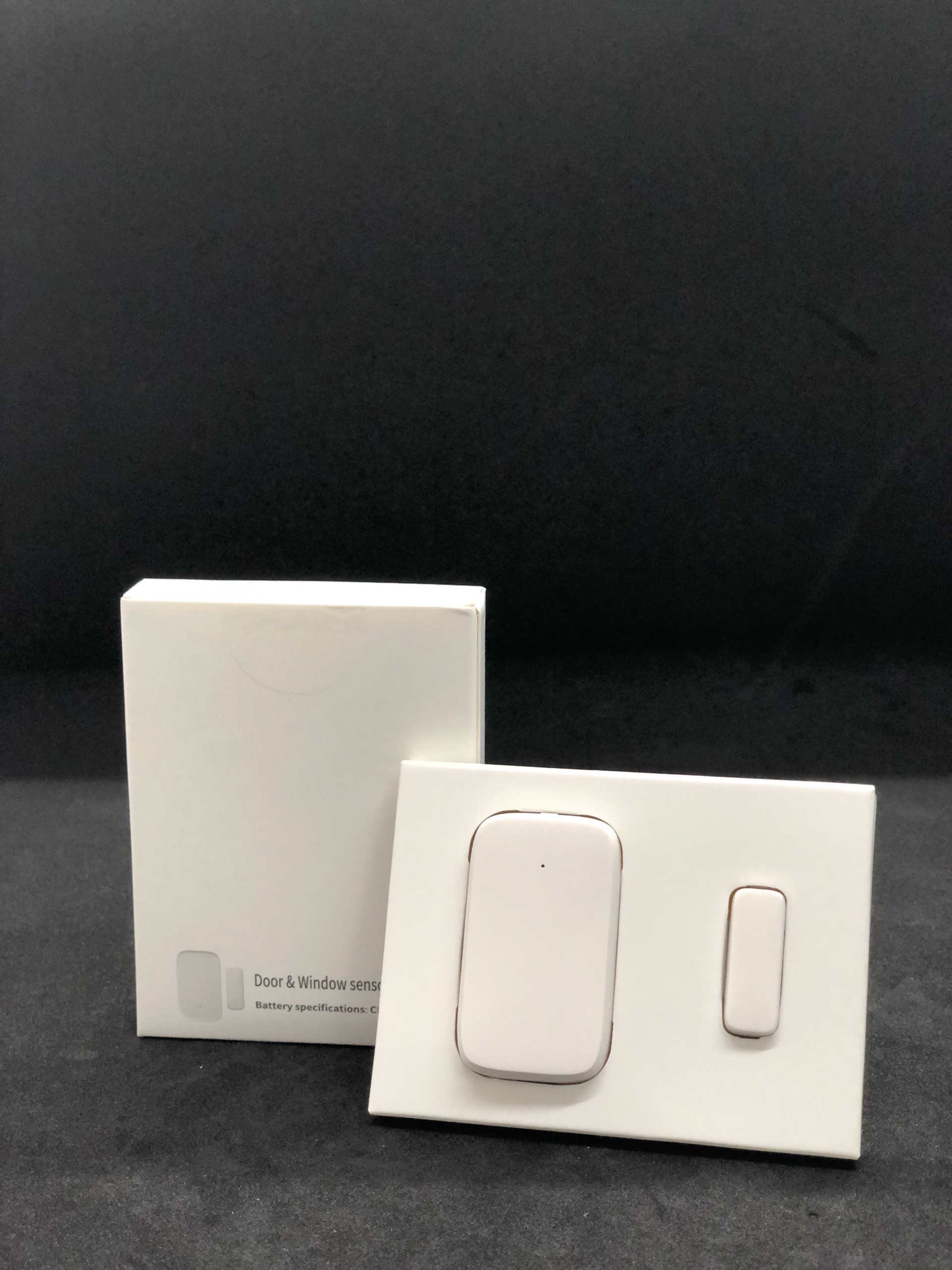 Cảm biến từ báo động mở cửa zigbee Tuya