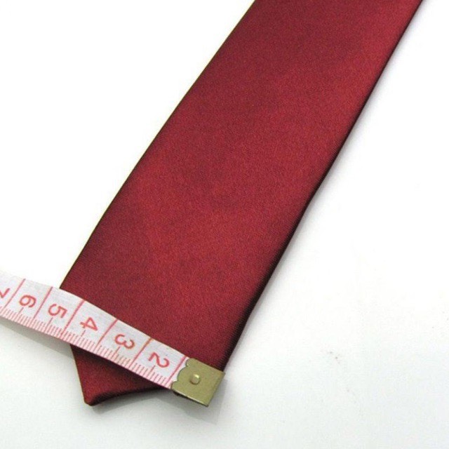 Cà vạt nam cà vạt bản nhỏ 5cm ,mầu đen,đỏ