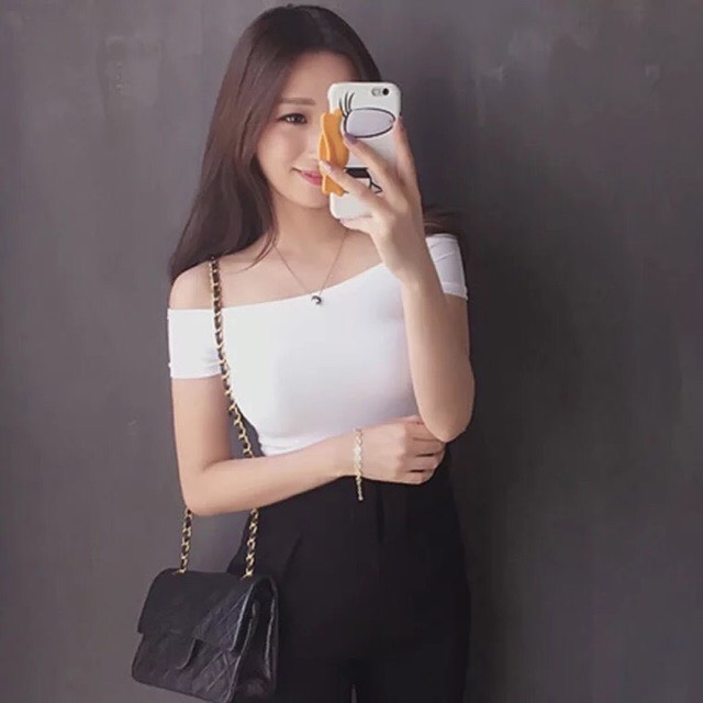 Áo thun bẹt vai nữ