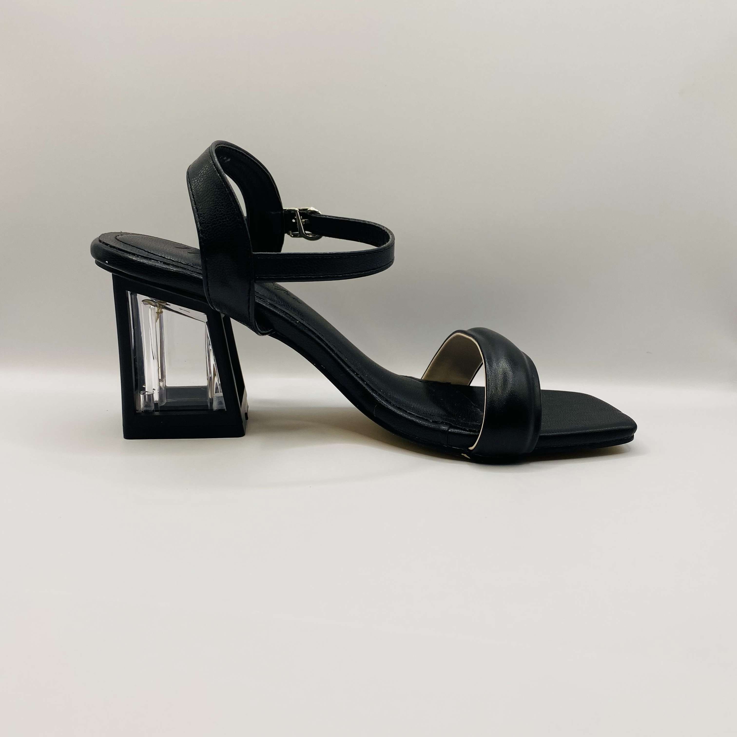 Giày sandal cao gót 7 phân quai ngang gót mika siêu đẹp Luvia 31SD
