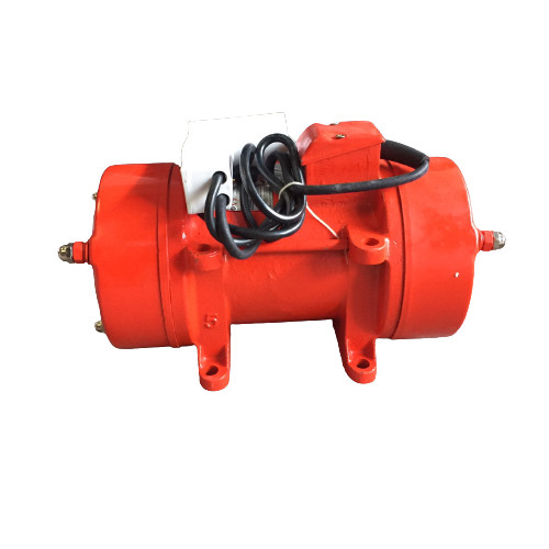 Máy đầm rung bê tông iwasaki thương hiệu nhật bản- 100% lõi đồng- bảo hành 1 năm